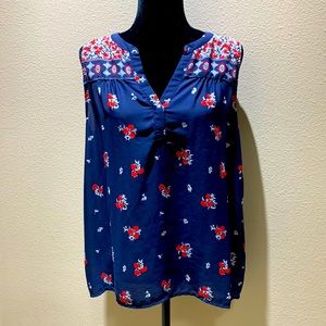👚 Navy sleeveless blouse 👚